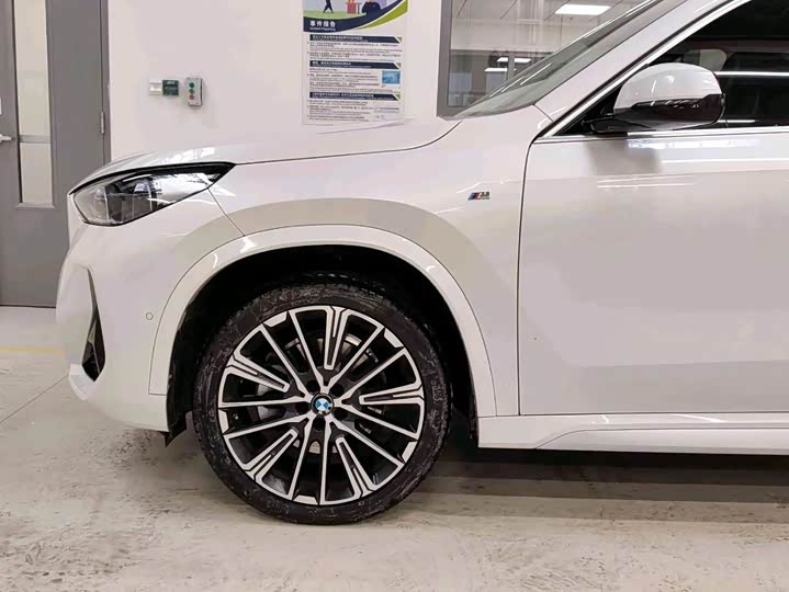 BMW X1 2024 2024款 xDrive25Li X设计套装