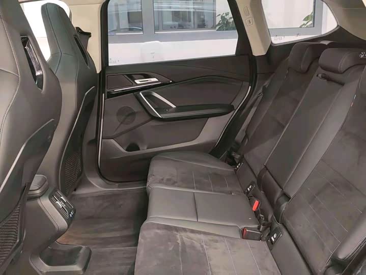 BMW X1 2024 2024款 xDrive25Li X设计套装