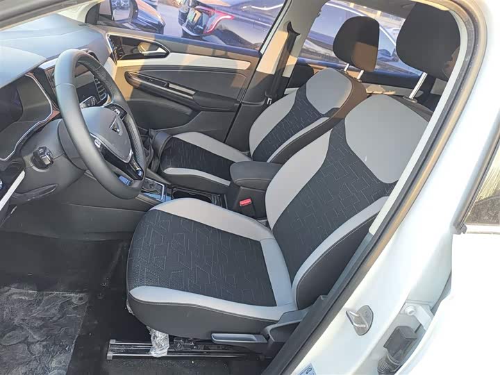 Jetta VS7 2023 2023款 280TSI 自动进取版