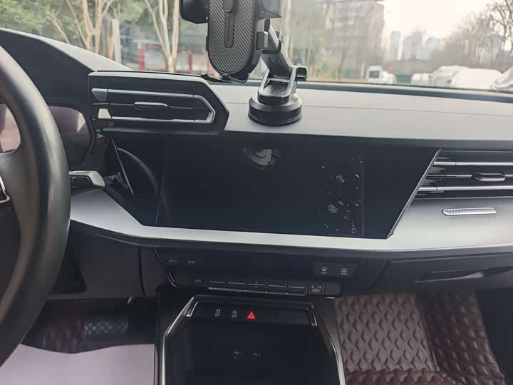 Audi A3 2025 2025款 A3L Limousine 35TFSI 飞驰悦享型