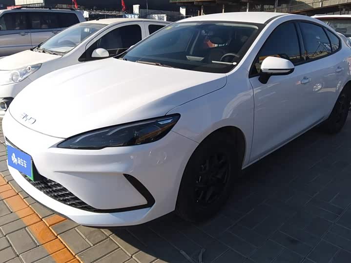 BYD Seal 05 DM-i Hybrid 2025 2025款 DM-i 智驾版 55KM豪华型