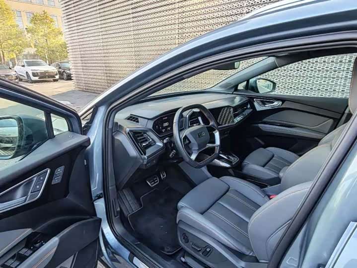 Audi Q4 e-tron 2024 2024款 40 e-tron 创境版