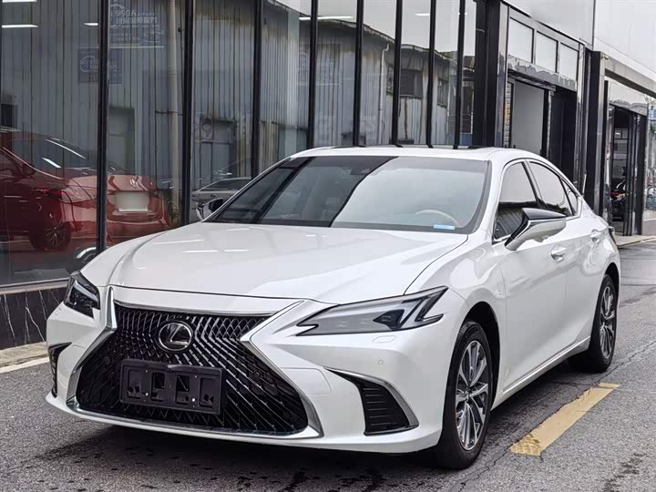 Lexus ES 2025 2025款 200 臻享版