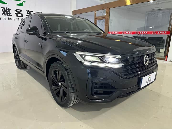 2023 Volkswagen Touareg
