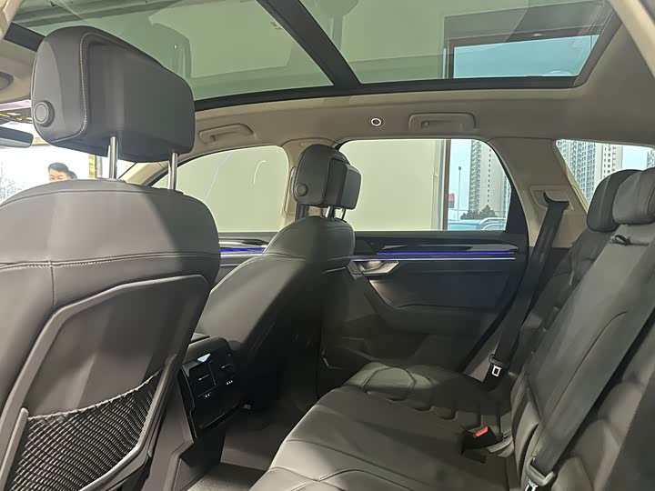 Volkswagen Touareg 2023 2023款 3.0TSI 锐享版 曜黑运动套装