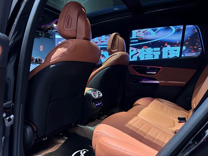 Mercedes-Benz GLC-Class 2025 2025款 GLC 300 L 4MATIC 动感型 5座