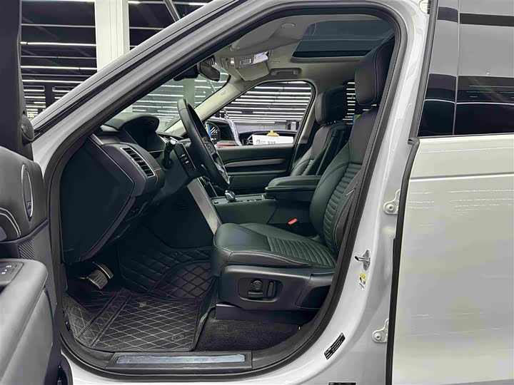 Land Rover Discovery 2024 2024款 360PS Dynamic SE