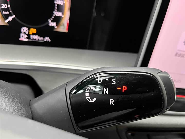 Volkswagen Tayron 2025 2025款 探岳L 380TSI 四驱豪华Easy包