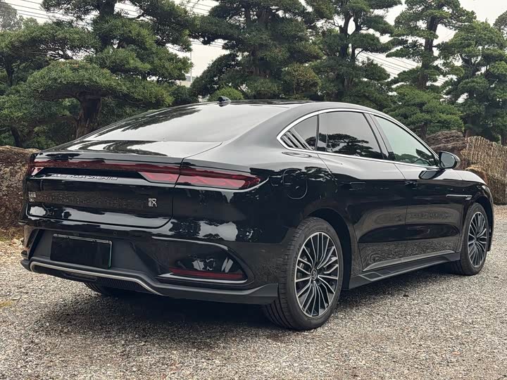 BYD Han 2025 2025款 DM-i 125KM激光雷达智驾型