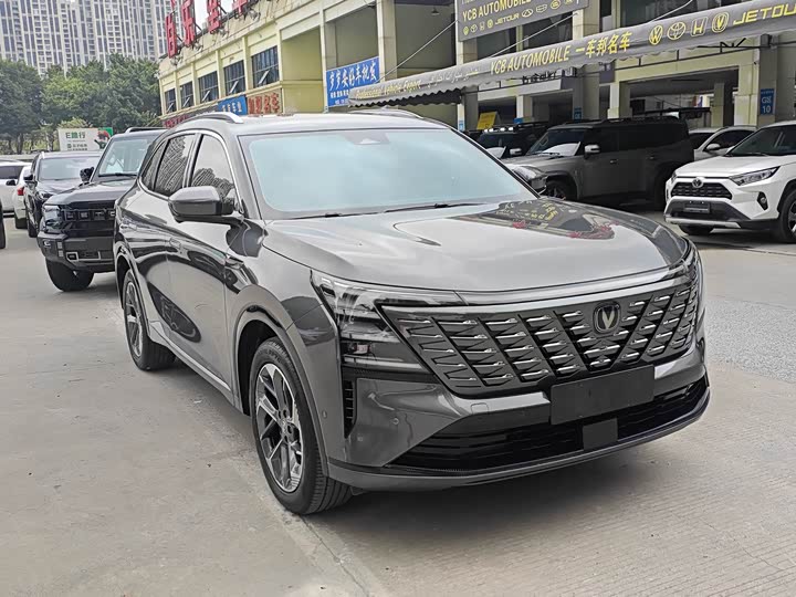 Changan CS75 Plus 2025 2025款 第四代 1.5T 新蓝鲸 智慧尊享型