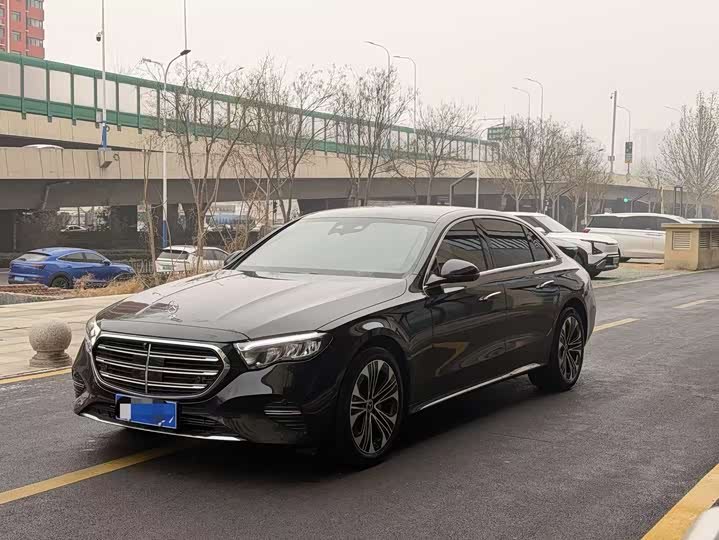 Mercedes-Benz E-Class 2025 2025款 E 300 L 时尚型