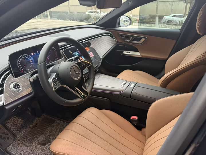 Mercedes-Benz E-Class 2025 2025款 E 300 L 时尚型