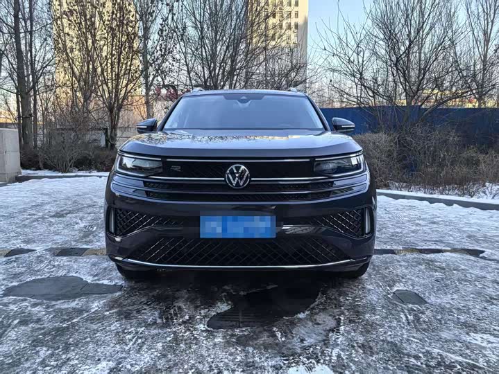 2025 Volkswagen Tavendor