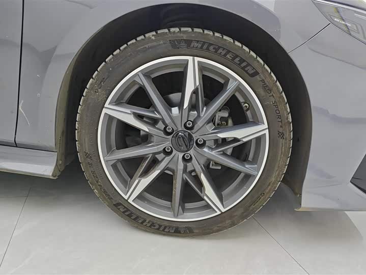 GAC Trumpchi Empow R 2024 2024款 270T DCT 影豹R-Style版