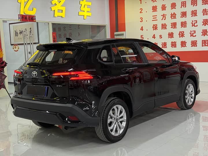 Toyota Frontlander 2026 2026款 2.0L 智能电混双擎 领先版