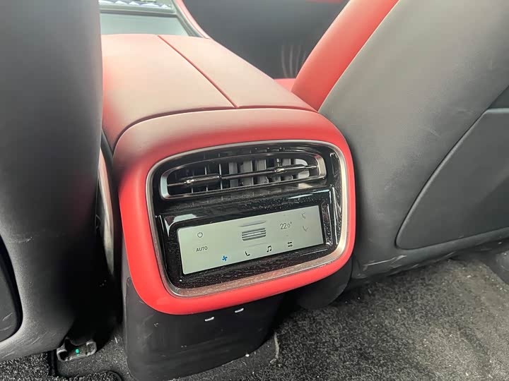 Exeed Sterra ES 2025 2025款 增程 Max 城区辅助驾驶