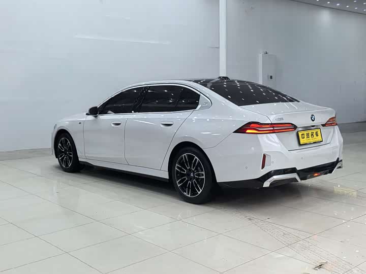 BMW 5 Series 2025 2025款 530Li 领先型 M运动套装