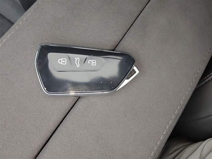 Volkswagen Tiguan L Pro 2024 2024款 PRO 380TSI 四驱R-Line智尊版