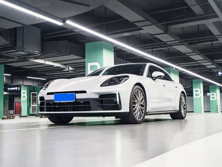 Porsche Panamera 2024 2024款 Panamera 行政加长版 2.9T