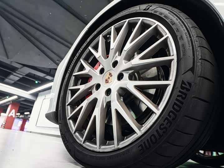 Porsche Panamera 2024 2024款 Panamera 行政加长版 2.9T