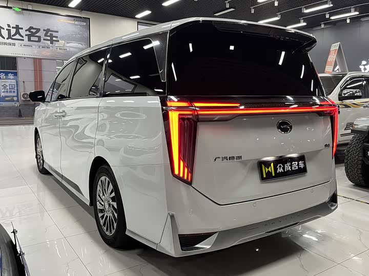 GAC Trumpchi M8 2024 2024款 宗师系列 双擎 至尊版