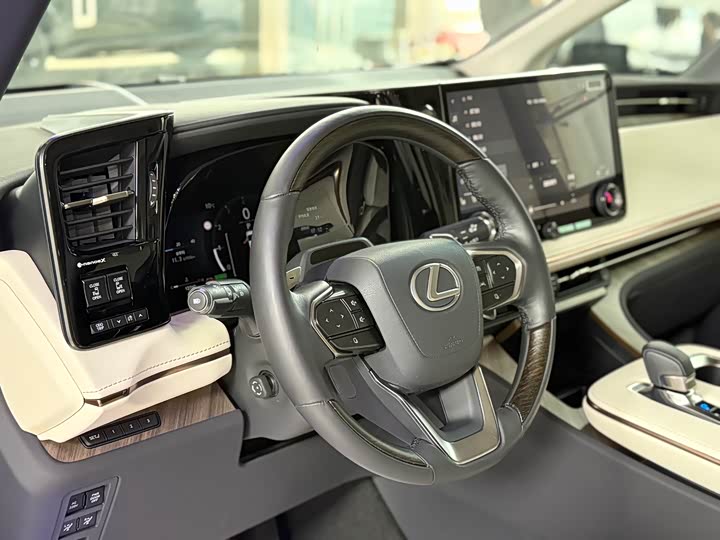 Lexus LM 2023 2023款 500h 六座尊崇版