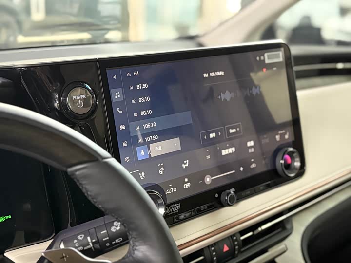 Lexus LM 2023 2023款 500h 六座尊崇版