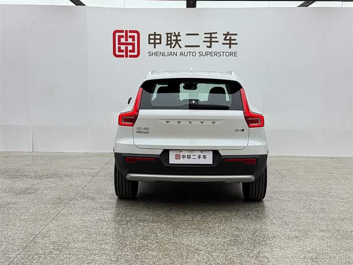 Volvo XC40 2025 2025款 B4 四驱智远豪华版
