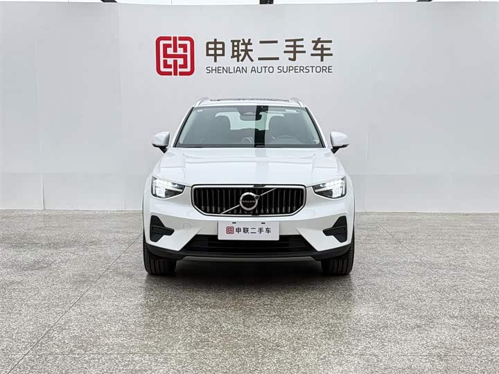 Volvo XC40 2025 2025款 B4 四驱智远豪华版