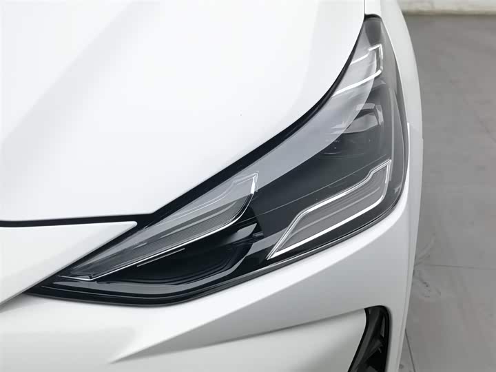 MG Motor One 2022 2022款 α-数智运动系列 1.5T 进阶版