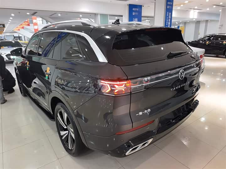 Volkswagen Tavendor 2023 2023款 380TSI 四驱R-Line巡游版