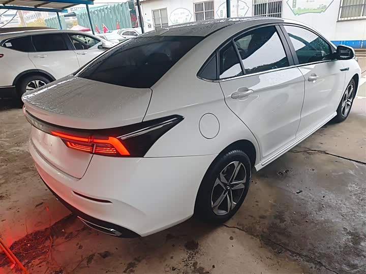 Chery Omoda S5 (Arrizo 5 Plus) 2021 2021款 小AI 1.5T CVT享PLUS