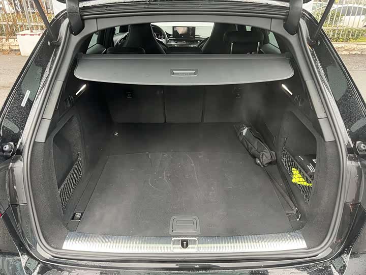 Audi RS 4 2023 2023款 RS4 Avant 暗金版