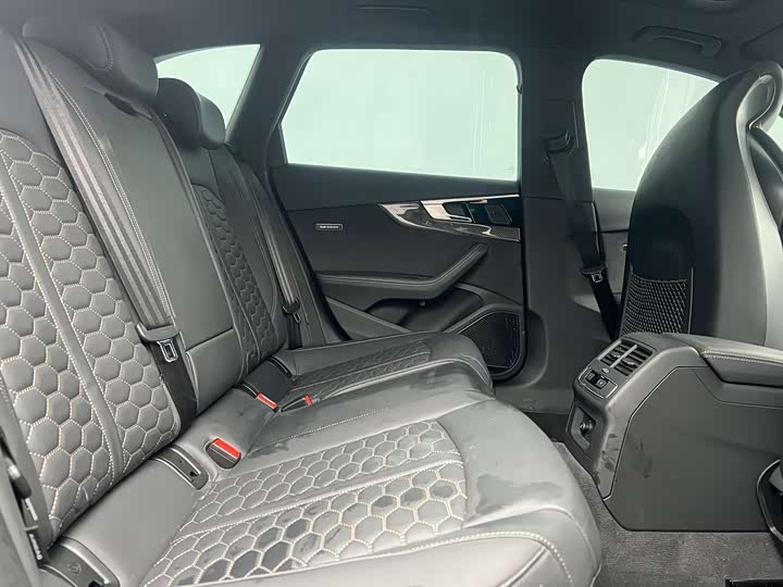 Audi RS 4 2023 2023款 RS4 Avant 暗金版