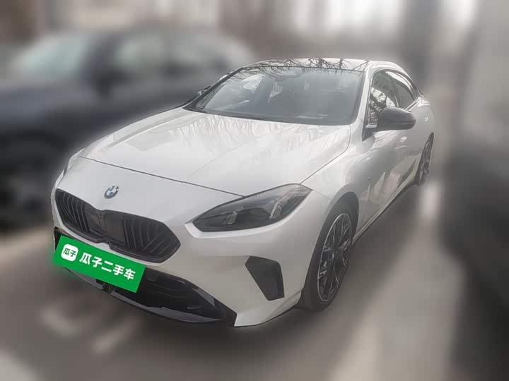 BMW 2 Series 2025 2025款 225L M运动曜夜套装