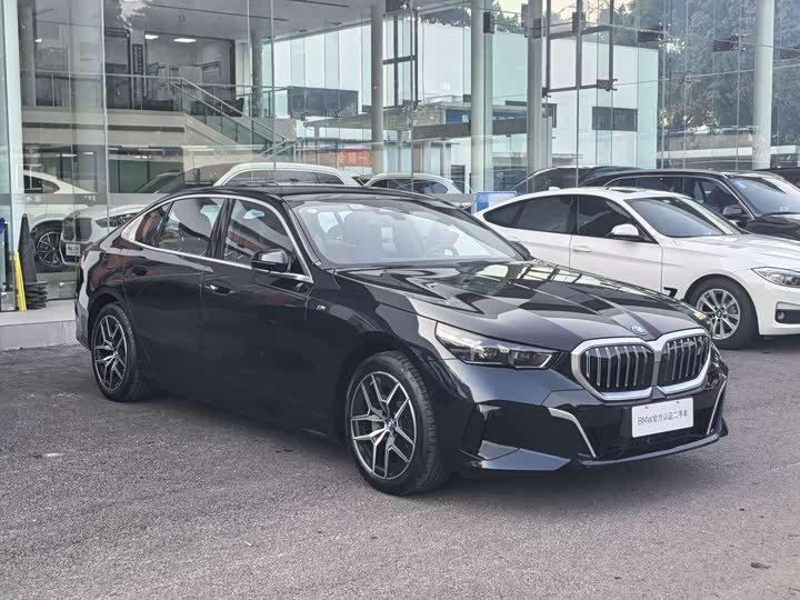 BMW i5 2025 2025款 eDrive 40L M运动套装