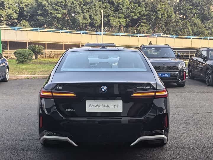 BMW i5 2025 2025款 eDrive 40L M运动套装