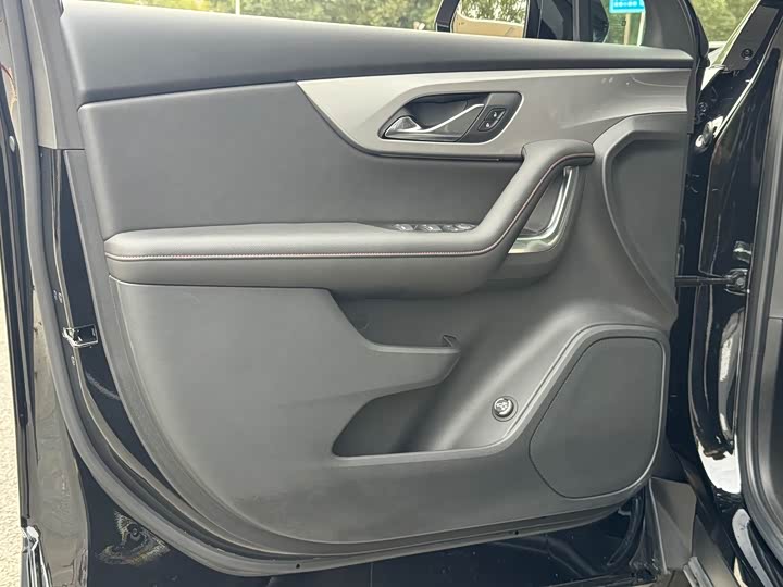 Chevrolet Blazer 2023 2023款 轻混 650T Redline 霆版