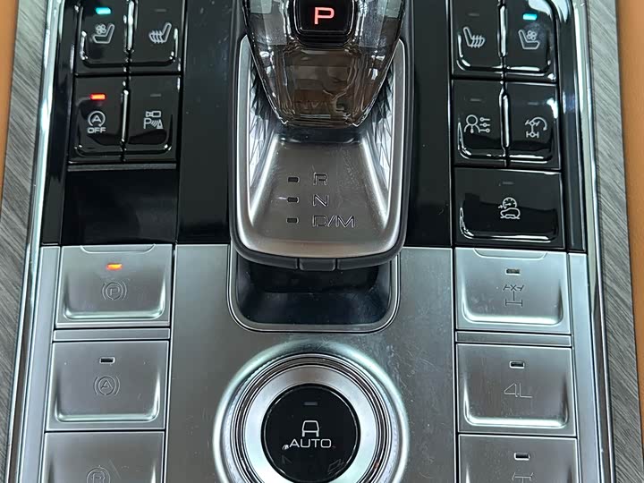 Tank 500 2023 2023款 3.0T 运动版 造境型 5座