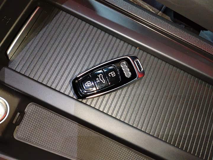 Audi e-tron 2021 2021款 50 quattro 臻选型