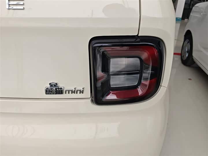 Geely Galaxy Panda Mini 2025 2025款 熊猫mini 210km 元气熊