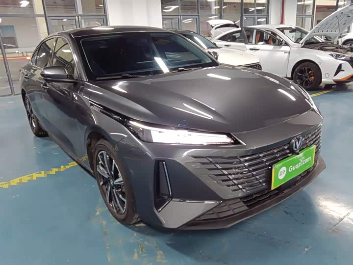 Changan Eado Plus 2025 2025款 蓝鲸 1.5T 500Bar尊贵型