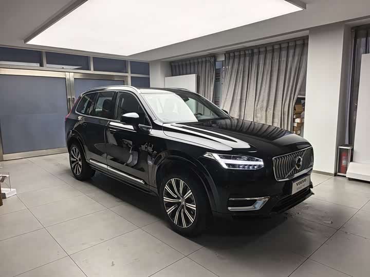 Volvo XC90 2024 2024款 B6 智逸豪华版 7座