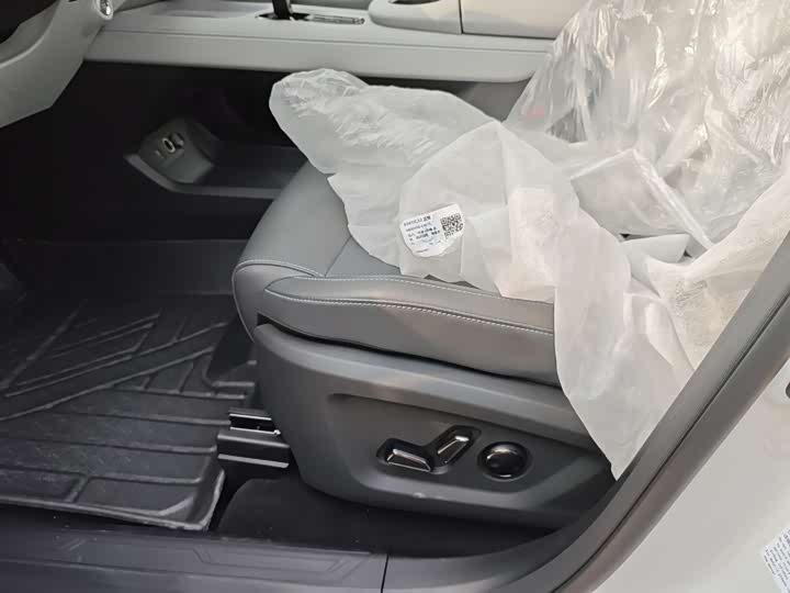 Changan UNI-Z Hybrid 2024 2024款 蓝鲸智电iDD 125km 卓越型