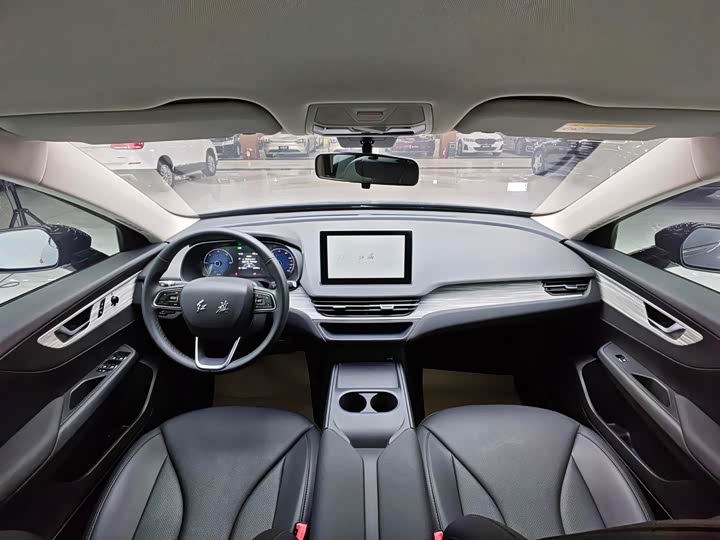 Hongqi E-QM5 2025 2025款 500km 出行版