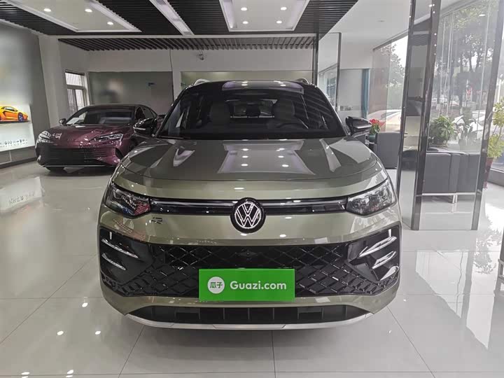 Volkswagen Tayron 2025 2025款 探岳L 380TSI 四驱豪华