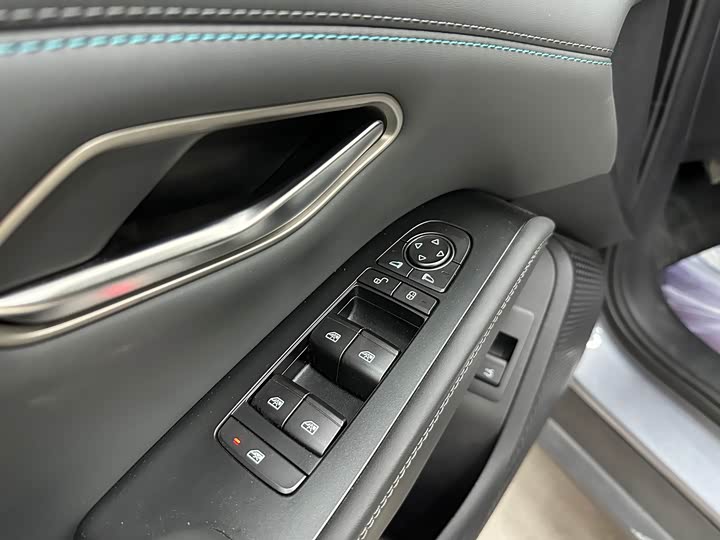 BYD Qin L 2025 2025款 DM-i 智驾版 120KM领先型