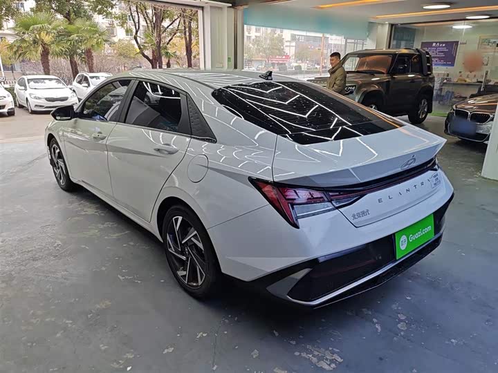 Hyundai Elantra N line 2023 2023款 1.5L CVT LUX尊贵版
