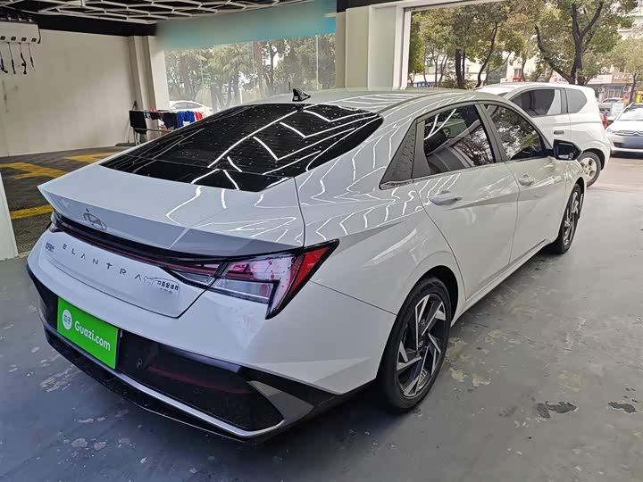 Hyundai Elantra N line 2023 2023款 1.5L CVT LUX尊贵版
