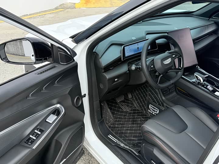 Geely Atlas 2023 2023款 博越COOL 1.5TD 智慧型